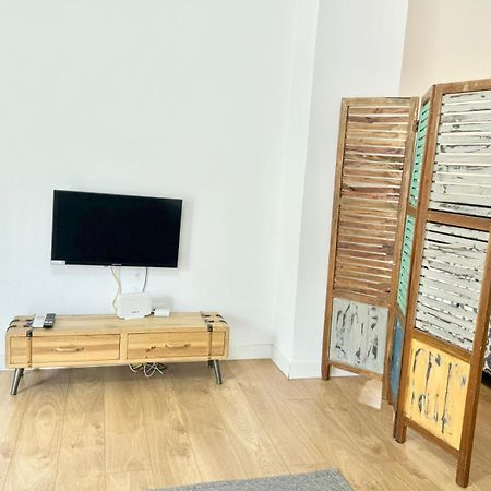 Aluche Aparment B Apartman Madrid Kültér fotó